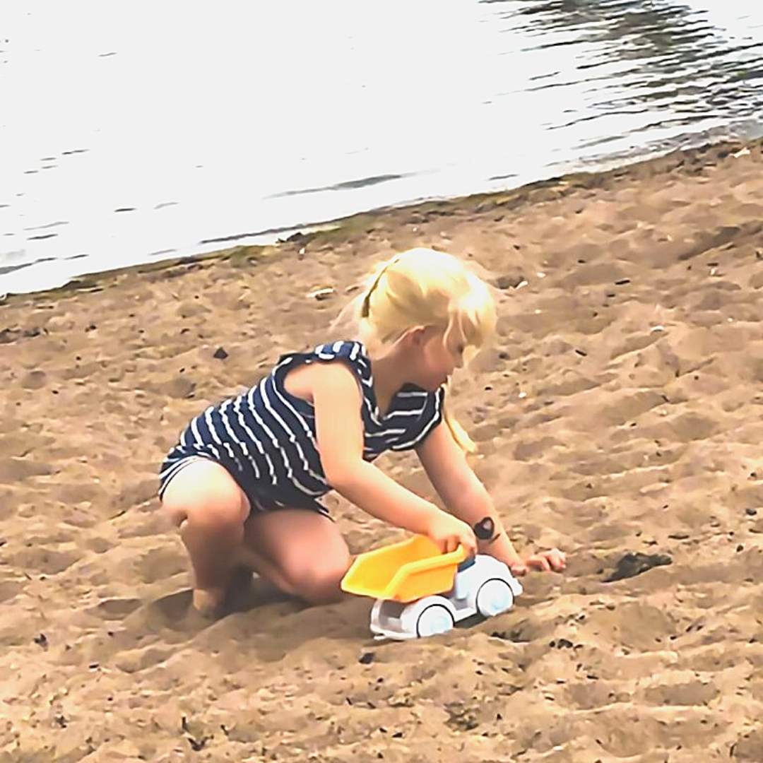 Tipper Truck Lorry Toy for 1 Year Old - Eco-Friendly Plant-Based Plastic - MIDI size