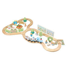 Peter Rabbit™ certified sustainably sourced wooden Train Track for 3 years old