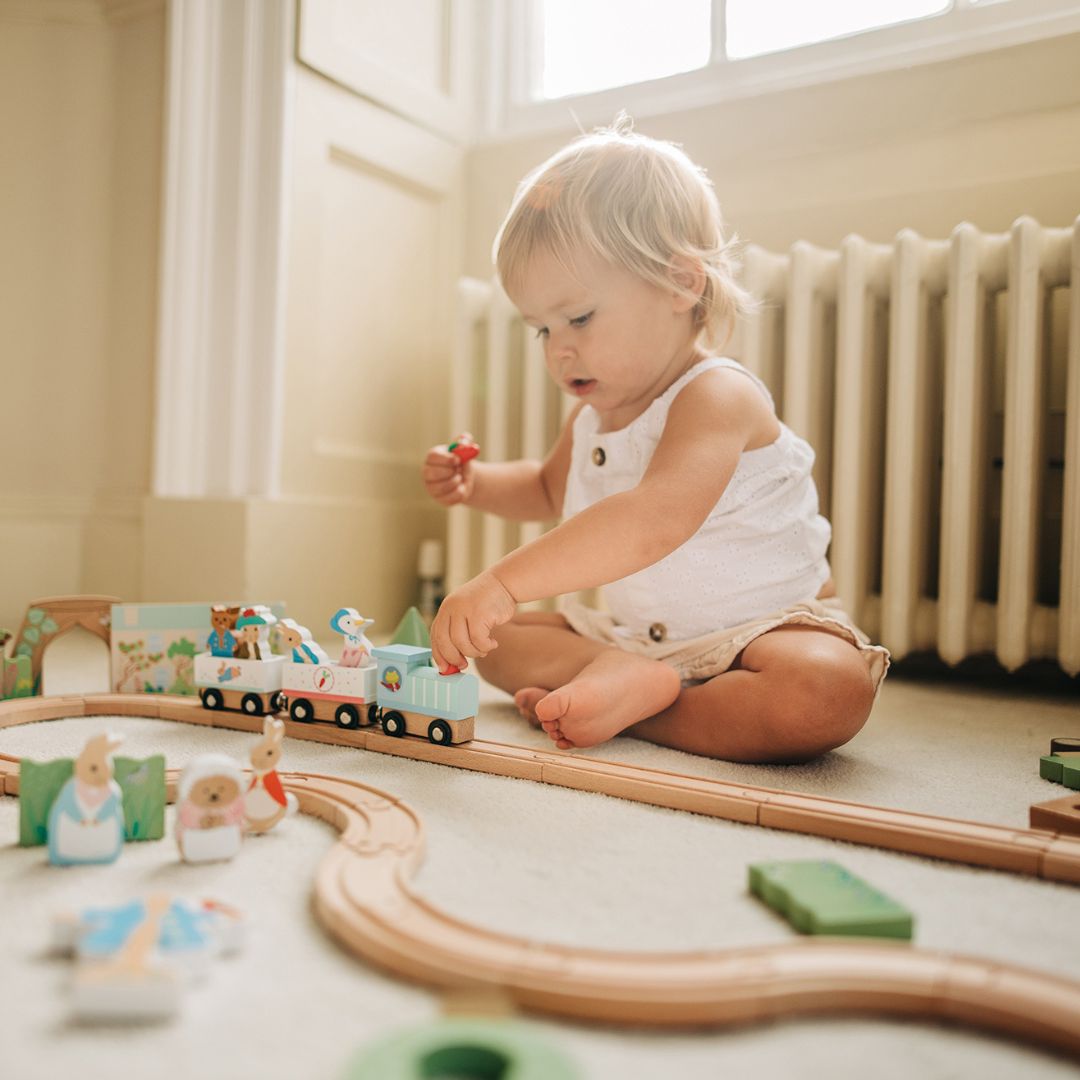 Peter Rabbit™ certified sustainably sourced wooden Train Track for 3 years old