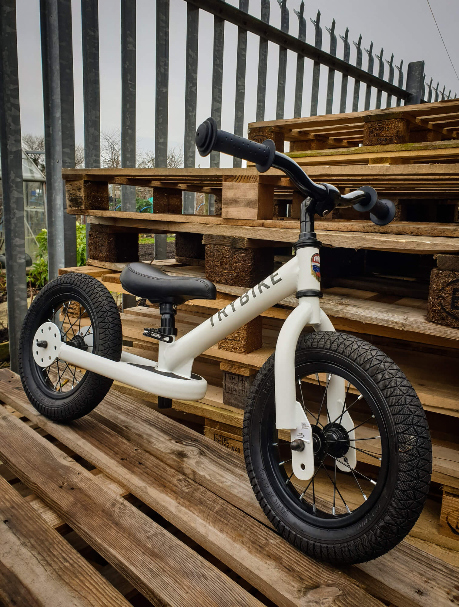 Trybike Steel and Vintage 2 in 1 trike and balance bike